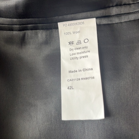 Men’s Suit Jacket - Picture 6 of 6